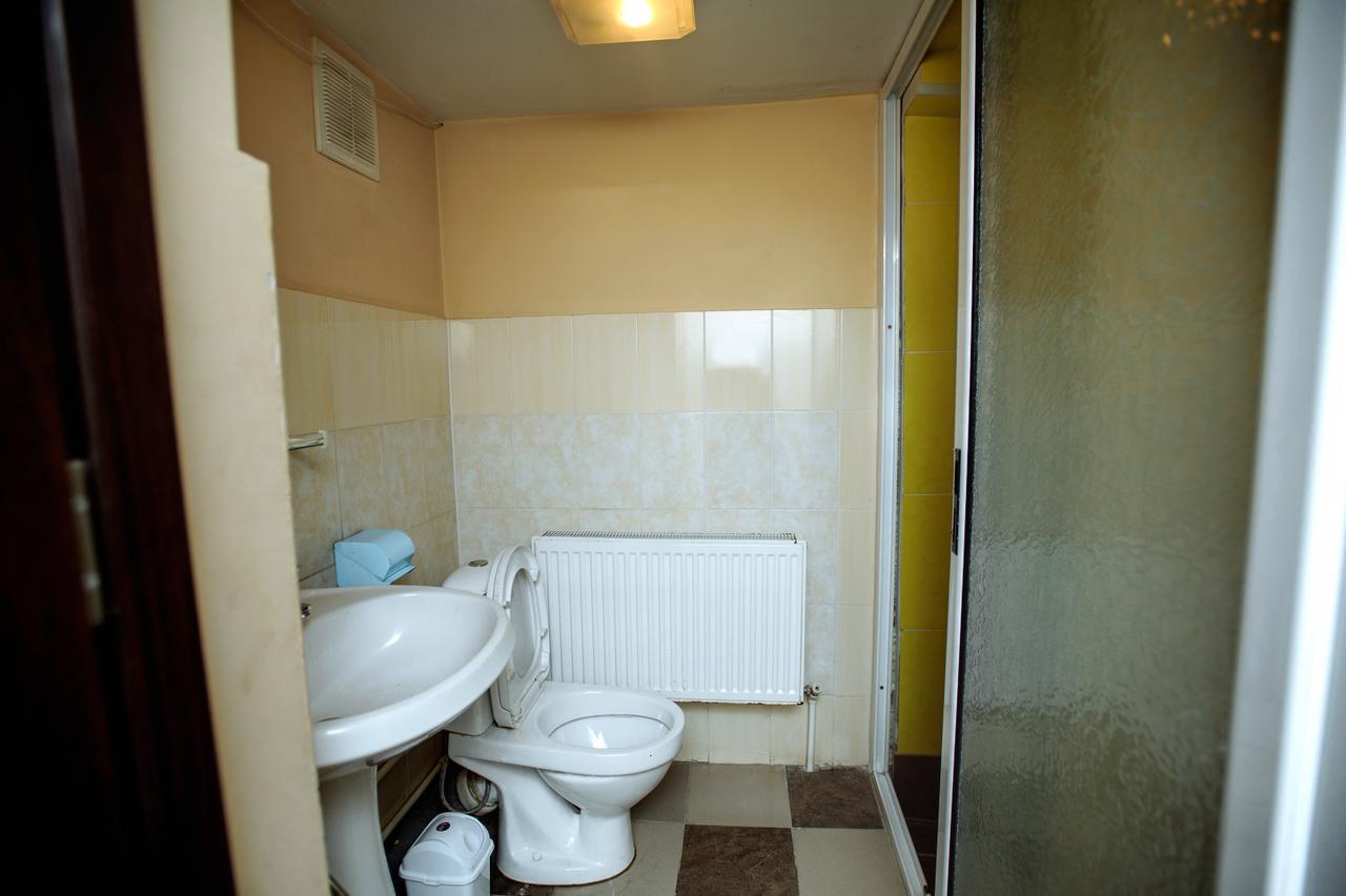 Your Hostel Κισινάου Εξωτερικό φωτογραφία